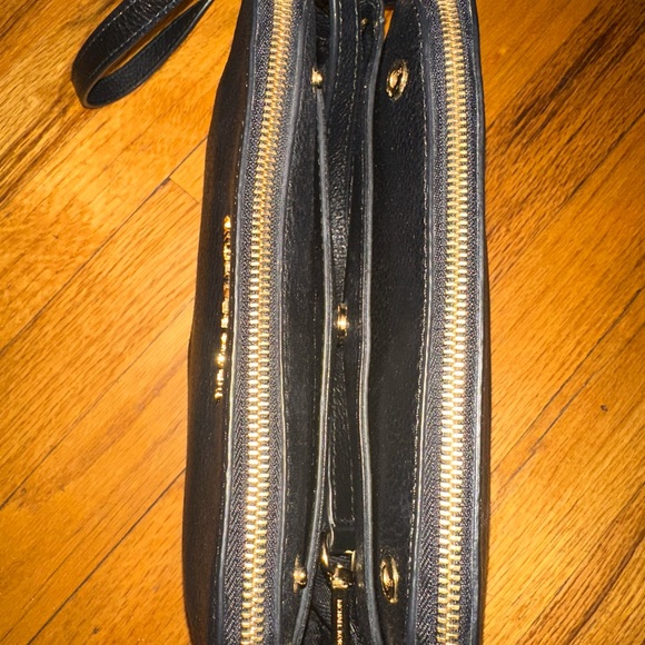 Michael Kors crossbody bag - Picture 6 of 10